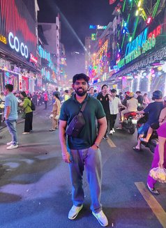 Ravi T - Acompañante masculino in Bangalore Photo 4 of 4