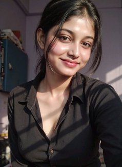 Ravina 3000 Unlimited Shot - escort in Nagpur Photo 1 of 5
