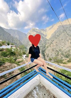 Ravina independent - adult performer in Noida Photo 4 of 5