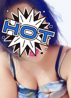Ravina - escort in Mumbai Photo 1 of 4