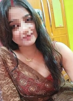 Ravina - escort in Vadodara Photo 2 of 2