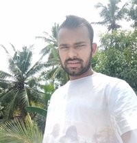 Ravindu - Male escort in Colombo