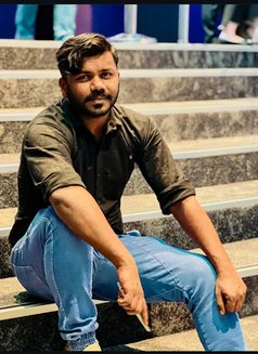 Ravna - Male adult performer in Dubai Photo 1 of 1