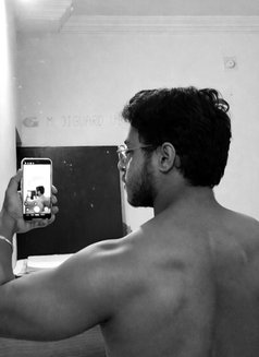 Your guy - Male escort in Ahmedabad Photo 4 of 4