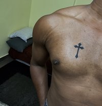 Dusky - Acompañantes masculino in Bangalore