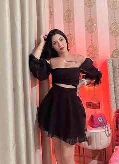 Rawaa روعة - Acompañantes masculino in Dubai Photo 1 of 3