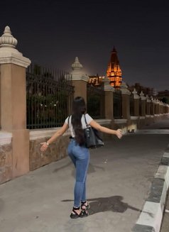 Rawan - escort in Cairo Photo 5 of 12
