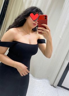 Rawan - escort in Cairo Photo 9 of 12