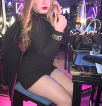 Rawan - puta in Cairo Photo 2 of 6