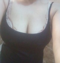 Rawan - Transsexual escort in Cairo Photo 1 of 3