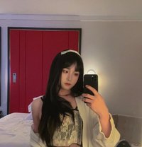 水蜜桃女孩 - Transsexual companion in Shanghai