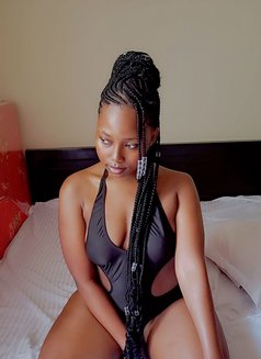 Ray escort - escort in Jeddah Photo 9 of 9