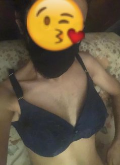 Ray - Male escort in Cairo Photo 3 of 3