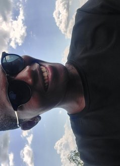 Ray - Acompañantes masculino in Dubai Photo 1 of 1