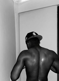 Ray - Male escort in Abuja Photo 5 of 5