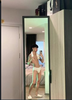 Robert - Male escort in İstanbul Photo 7 of 18