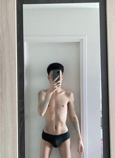 Robert - Male escort in İstanbul Photo 13 of 18