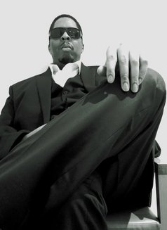 Ray, Travel Companion \ BFE - Male escort in Bangkok Photo 1 of 3