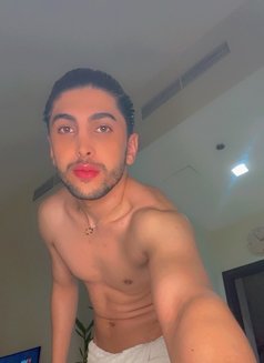 Rayan 22 cm - Transsexual escort in Dubai Photo 6 of 6