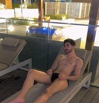 Rayan 22 cm - Male escort in Dubai