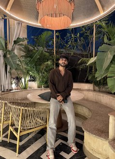 Rayan - Male escort in New Delhi Photo 4 of 4