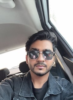 Rayan - Acompañantes masculino in New Delhi Photo 9 of 12