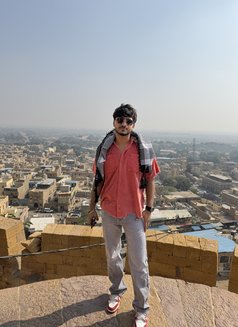 Rayan - Acompañantes masculino in New Delhi Photo 10 of 12