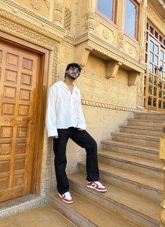 Rayan - Acompañantes masculino in New Delhi Photo 12 of 12