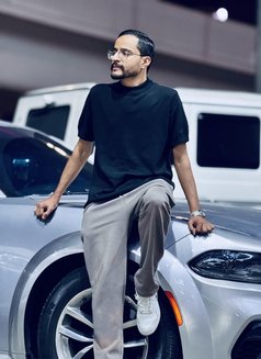 Rayan John - Male adult performer in Dubai Photo 1 of 3