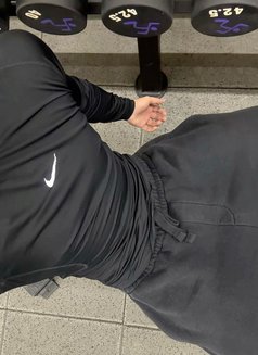 Rayan - Male escort in İstanbul Photo 4 of 4