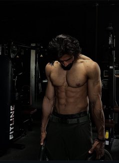 Rayan - Acompañantes masculino in New Delhi Photo 3 of 5