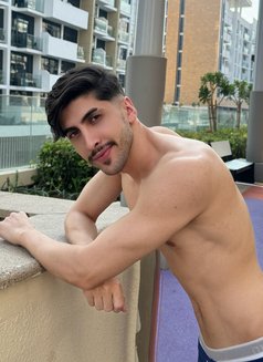 Rayan syrian 22 cm - Male escort in Riyadh Photo 8 of 13