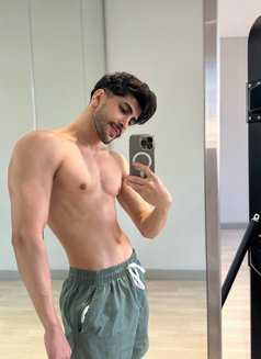 Rayan syrian 22 cm - Male escort in Riyadh Photo 11 of 13