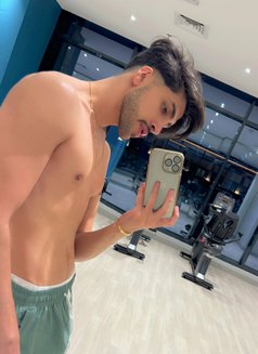 Rayan syrian 22 cm - Male escort in Riyadh Photo 13 of 13