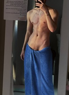 Rayan XXL in dubai 22 cm - Transsexual escort in Dubai Photo 8 of 20