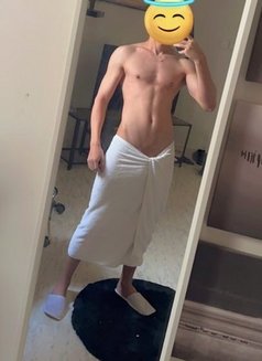 Rayan XXL in dubai 22 cm - Transsexual escort in Dubai Photo 13 of 20