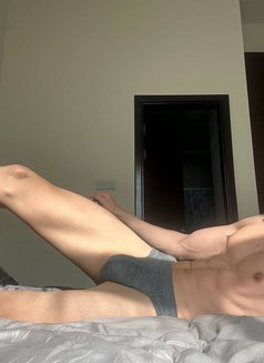 Rayan XXL in dubai 22 cm - Transsexual escort in Dubai Photo 17 of 20
