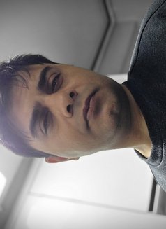 Rayan21 - Acompañantes masculino in Bangalore Photo 1 of 2