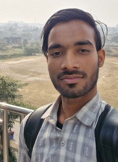 Rayansh - Male escort in Asansol Photo 2 of 3
