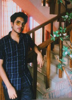 Rayhan - Male escort in Dhaka Photo 4 of 10