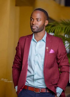 Raymond - Acompañantes masculino in Nairobi Photo 2 of 3