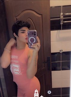 Rayonn - Acompañantes transexual in Jeddah Photo 9 of 9