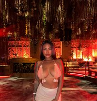 Rayray - puta in Phuket