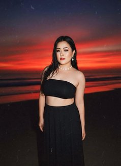 Rayya - escort in Muscat Photo 8 of 9