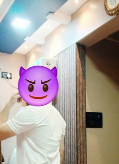 Rayyan Body Sensual Massager - Acompañantes masculino in Navi Mumbai Photo 13 of 13