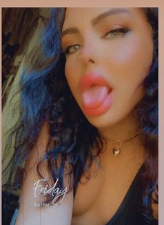 Razan milk 🥛 20cm - Acompañantes transexual in Beirut Photo 26 of 27