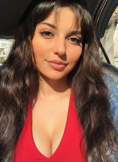 Razan - escort in Amman Photo 1 of 4