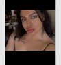 Razan - Transsexual escort in Beirut Photo 1 of 9