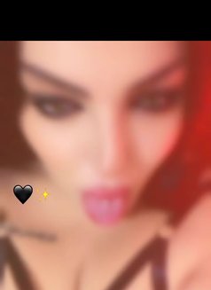 Razan 18 cm🥛 - Transsexual escort in Beirut Photo 23 of 26