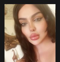 Razan milk 19 cm - Transsexual escort in Beirut Photo 28 of 29